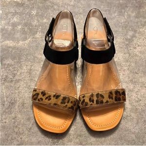 UGG Rynell Leopard Calf Hair and Suede Sandals Size 9.5 NEW